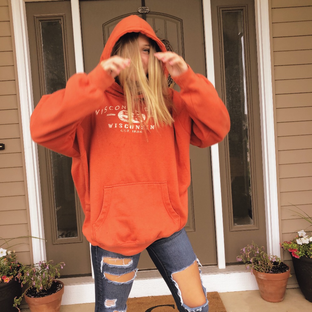 Meet your Posher, Maci